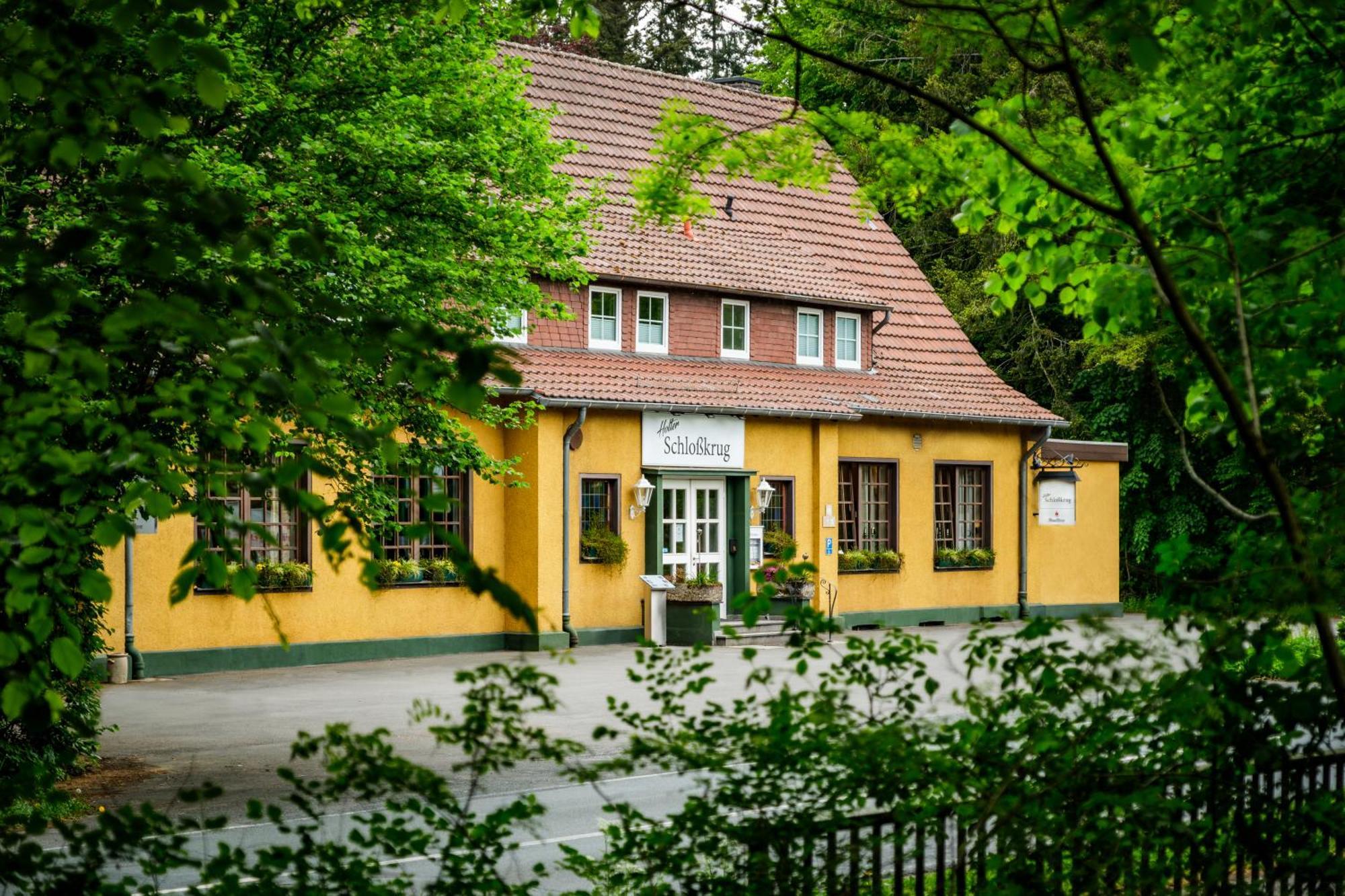 Hotel Holter Schlosskrug Schloß Holte-Stukenbrock Екстериор снимка